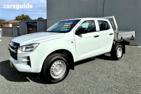 White 2023 Isuzu D-MAX Crew Cab Chassis Sx (4X4)