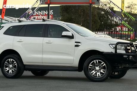 White 2017 Ford Everest Wagon Trend