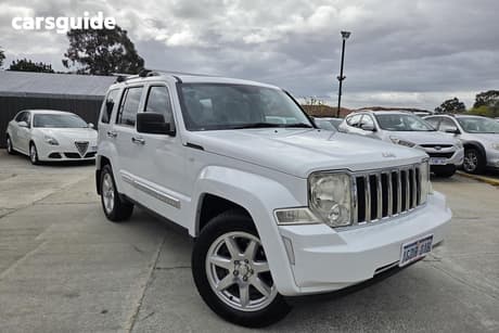 White 2012 Jeep Cherokee Wagon Limited (4X2)
