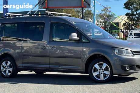 Grey 2011 Volkswagen Caddy SUV TDI250 F