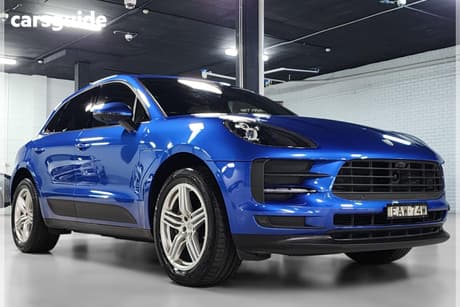 Blue 2019 Porsche Macan Wagon
