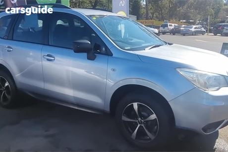 Silver 2014 Subaru Forester Wagon 2.5I