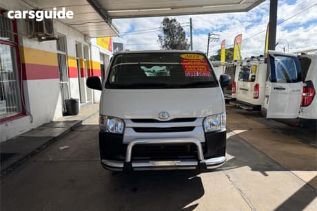 White 2018 Toyota HiAce Van Lwb Crew
