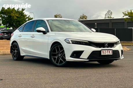 White 2022 Honda Civic Hatchback Vti-Lx