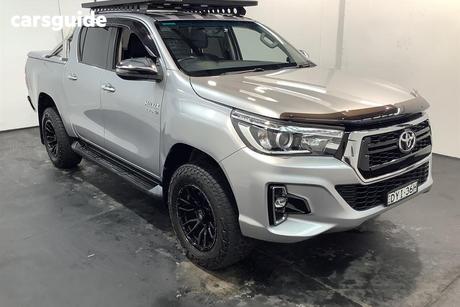 Silver 2018 Toyota Hilux Double Cab Pick Up Sr5 (4X4)