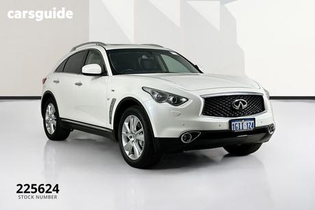 White 2017 Infiniti QX70 Wagon 3.7 Gt