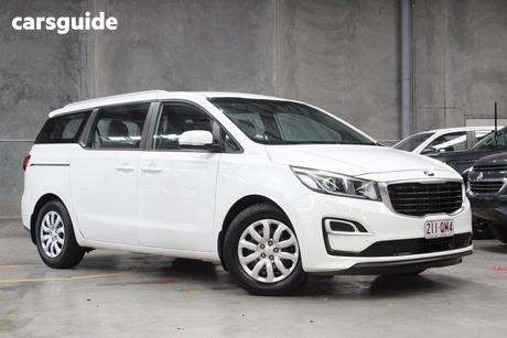 White 2019 Kia Carnival Wagon S