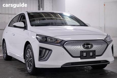 White 2021 Hyundai Ioniq Hatchback Electric Elite