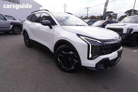 White 2026 Kia Sportage Wagon Gt-Line (Awd)
