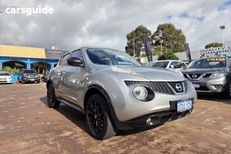 Silver 2014 Nissan Juke Wagon St Midnight