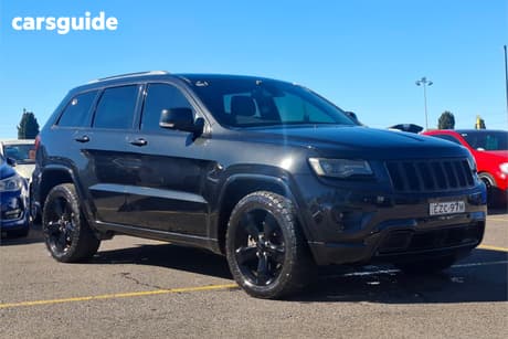 Black 2013 Jeep Grand Cherokee Wagon Overland (4X4)