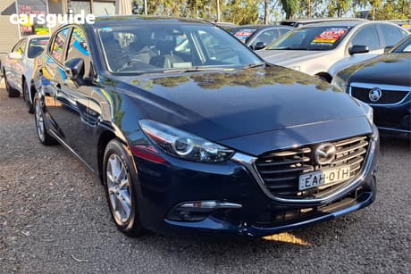 Blue 2018 Mazda 3 Hatchback Maxx Sport