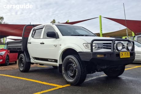 White 2011 Mitsubishi Triton Double Cab Utility Glx (4X4)