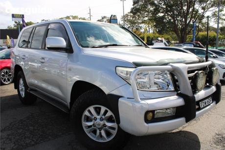 Silver 2008 Toyota Landcruiser Wagon Sahara (4X4)