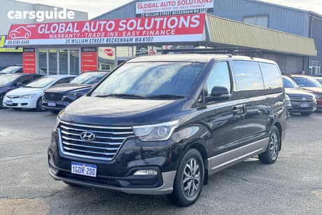 Black 2018 Hyundai Imax Wagon Elite