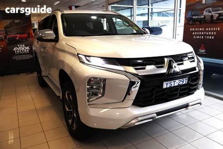 White 2024 Mitsubishi Pajero Sport Wagon Gls (4Wd) 7 Seat