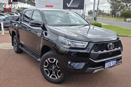 Black 2025 Toyota Hilux Double Cab Pick Up Sr5 48V (4X4)