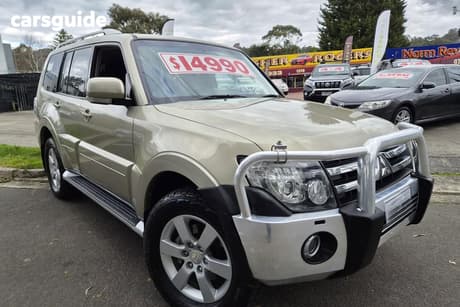 Gold 2007 Mitsubishi Pajero Wagon Vr-X Lwb (4X4)