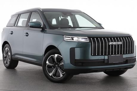 Green 2026 OMODA JAECOO J5 SUV HYBRID SUMMIT F
