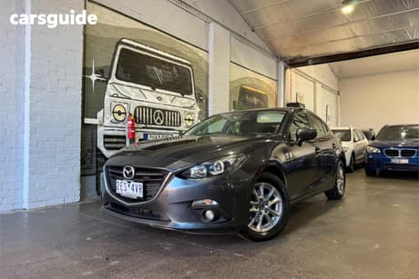 Grey 2015 Mazda 3 Hatchback Maxx