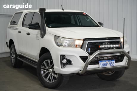 White 2020 Toyota Hilux Double Cab Chassis Sr (4X4)