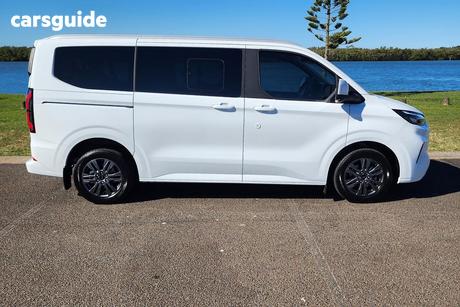 White 2025 Ford Tourneo Custom Wagon Titanium X (Swb)