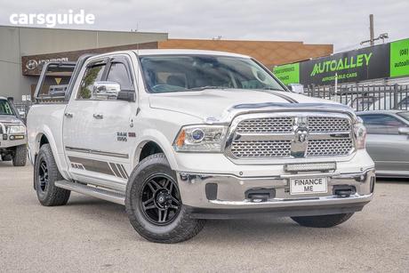 White 2018 RAM 1500 Coach Express (4X4) Blk Pak W/Rboxes