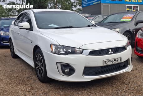 White 2017 Mitsubishi Lancer Sedan Es Sport
