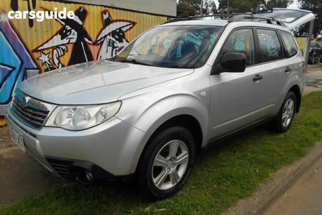 Silver 2009 Subaru Forester Wagon X