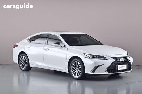 White 2022 Lexus ES250 Sedan Luxury