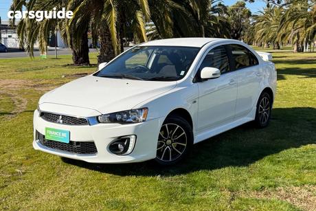White 2017 Mitsubishi Lancer Sedan Es Sport