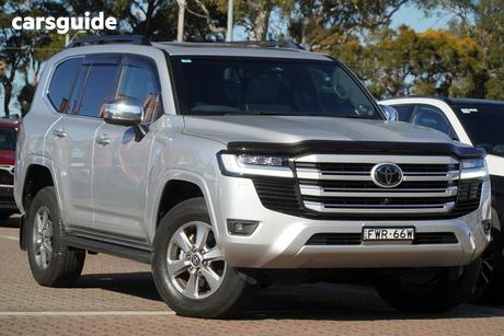 Silver 2025 Toyota Landcruiser Wagon Lc300 Sahara (4X4)