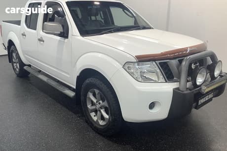Grey 2014 Nissan Navara Dual Cab Pick-up St Titanium Edition (4X4)