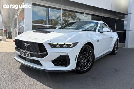 White 2025 Ford Mustang Fastback Gt 5.0 V8