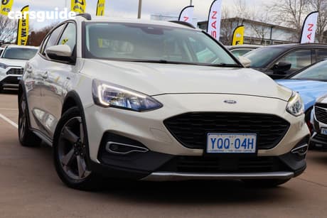 White 2021 Ford Focus Hatchback Active