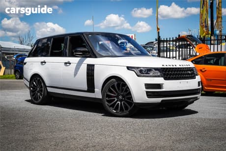 White 2017 Land Rover Range Rover Wagon Vogue Tdv6