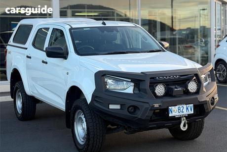 White 2022 Isuzu D-MAX Crew Cab Utility Sx (4X4)