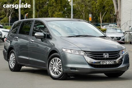 Grey 2010 Honda Odyssey Wagon