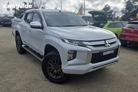 White 2020 Mitsubishi Triton Double Cab Pick Up Glx-R (4X4)