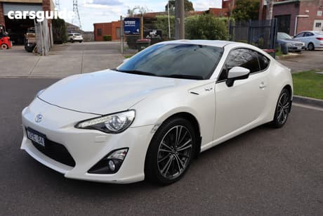 White 2013 Toyota 86 Coupe Gt