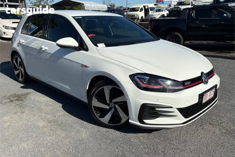 White 2017 Volkswagen Golf Hatchback Gti