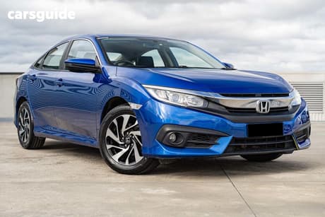 Blue 2018 Honda Civic Hatchback Vti-S