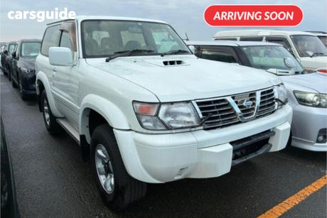 White 2001 Nissan Patrol SUV Y61 SUPER SPIRIT