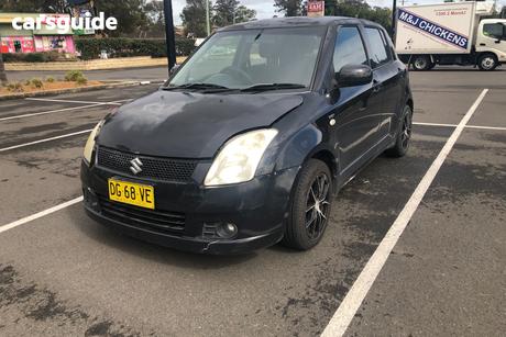 Black 2006 Suzuki Swift Hatchback