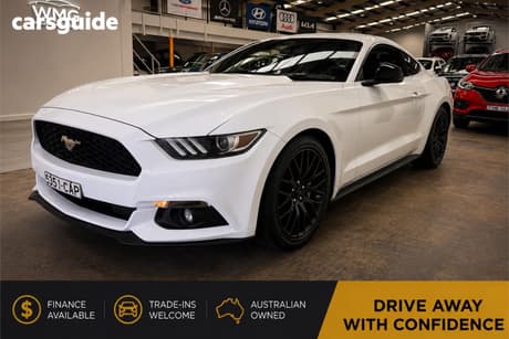 White 2017 Ford Mustang Coupe Fastback 2.3 Gtdi