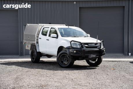 White 2017 Isuzu D-MAX Crew Cab Chassis Sx (4X4)