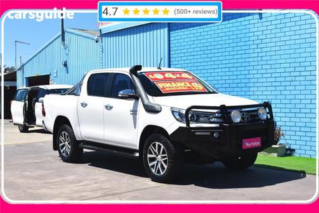 White 2017 Toyota Hilux Dual Cab Utility Sr5 (4X4)
