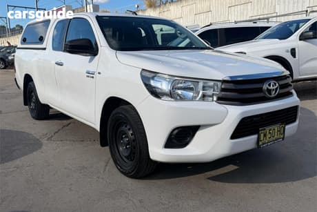 White 2017 Toyota Hilux X Cab Utility Sr