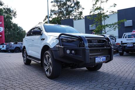 White 2026 Isuzu MU-X Wagon Ls-T (4X4)
