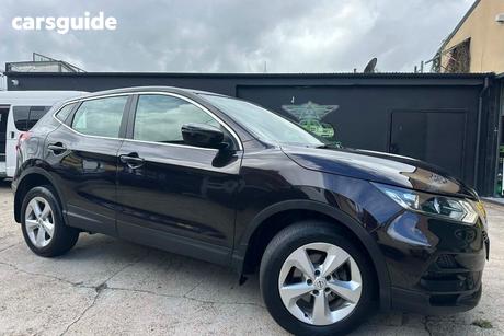 Purple 2019 Nissan Qashqai Wagon St